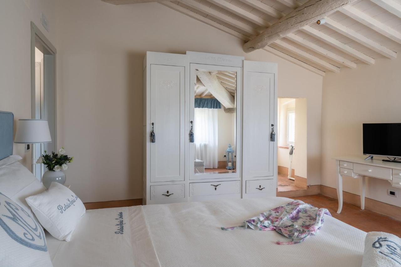 Relais Maria Cristina Bed & Breakfast Chianni Eksteriør bilde
